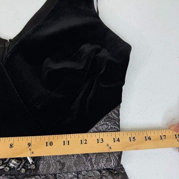 Rickie Freeman for TERI JON Velvet Black and Silver Midi Dress Women's Sz 8 - Picture 12 of 16